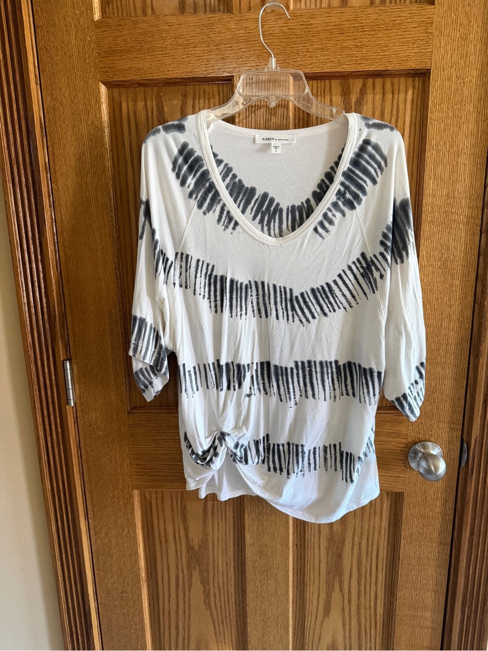 Karen Kane Large White Tunic with Black Brushstroke Stripe and Front Knot